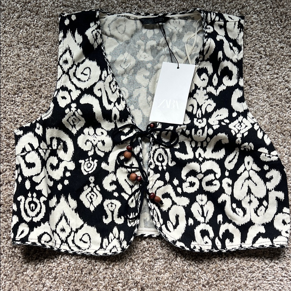 Zara Patterned Vest/Crop Top NWT